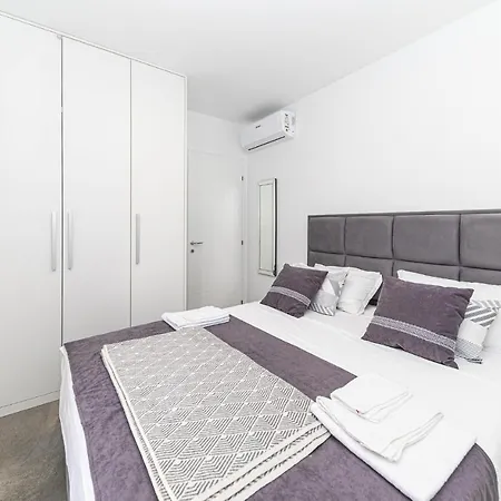 Gorgeous In Okrug Gornji Апартаменти Трогір