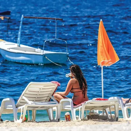 Gorgeous In Okrug Gornji